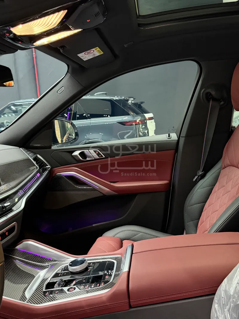 2024 بي ام دبليو الفئة اكس 6 إم كت