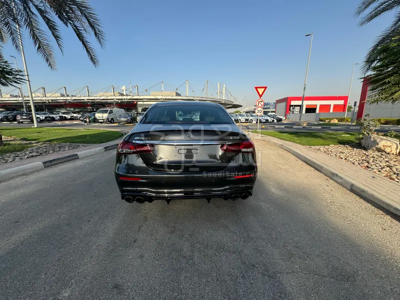 2022 مرسيدس - بنز إي 53 أي إم جي