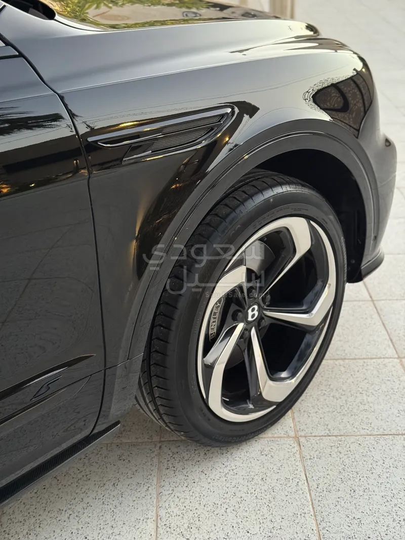 2022 Bentley Bentayga S