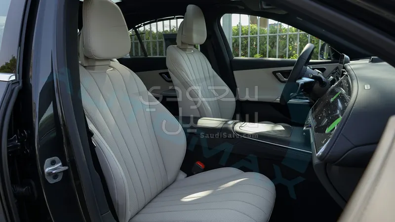 2026 Mercedes-Benz E 300 AMG