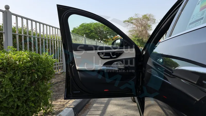 2026 Mercedes-Benz E 300 AMG