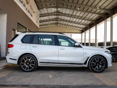 2020 BMW X Series 7