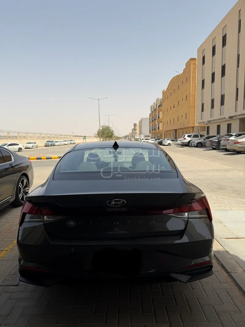 2023 Hyundai Elantra Smart