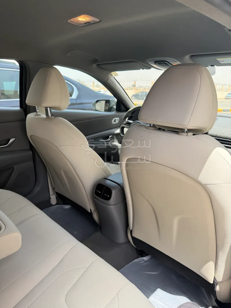2023 Hyundai Elantra Smart
