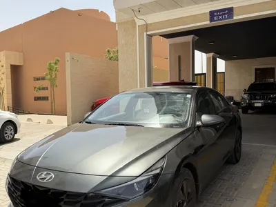 2023 Hyundai Elantra Smart