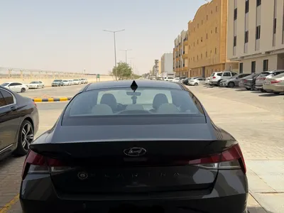 2023 Hyundai Elantra Smart
