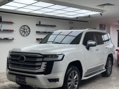 2024 Toyota Land Cruiser VX