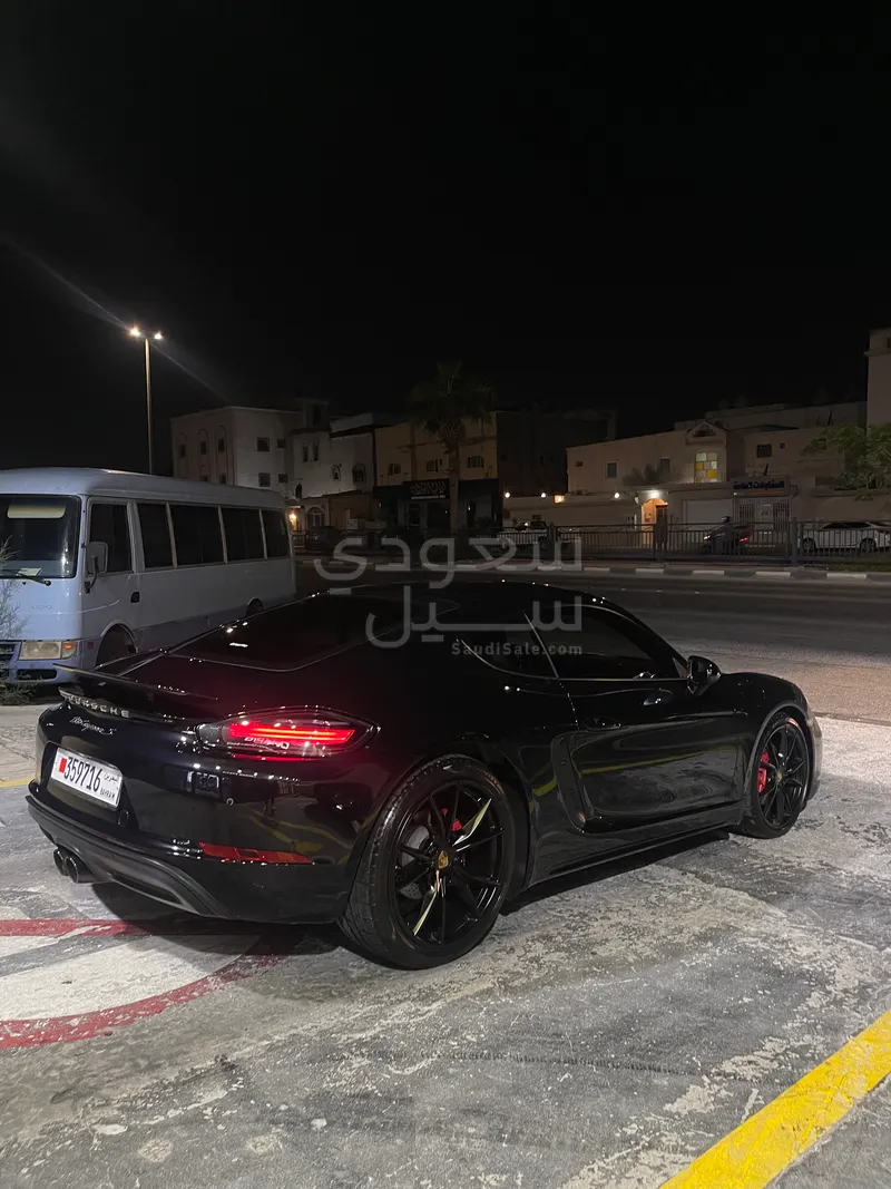 2018 بورش 718 كايمان اس