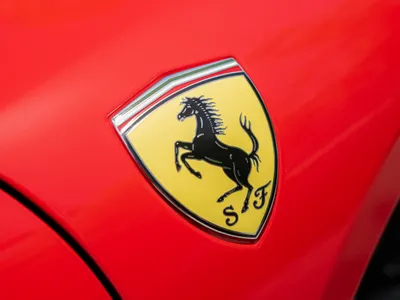 2024 فيراري جي تي بي 296
