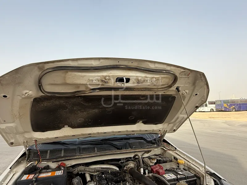 2021 ايسوزو بيكب غمارتين
