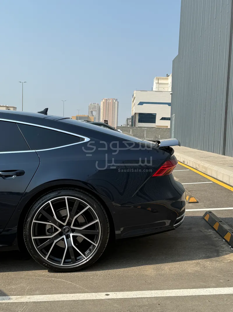 2020 اودي اي 7 55 تي اف اس اي