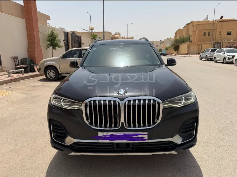 2020 BMW X Series 7