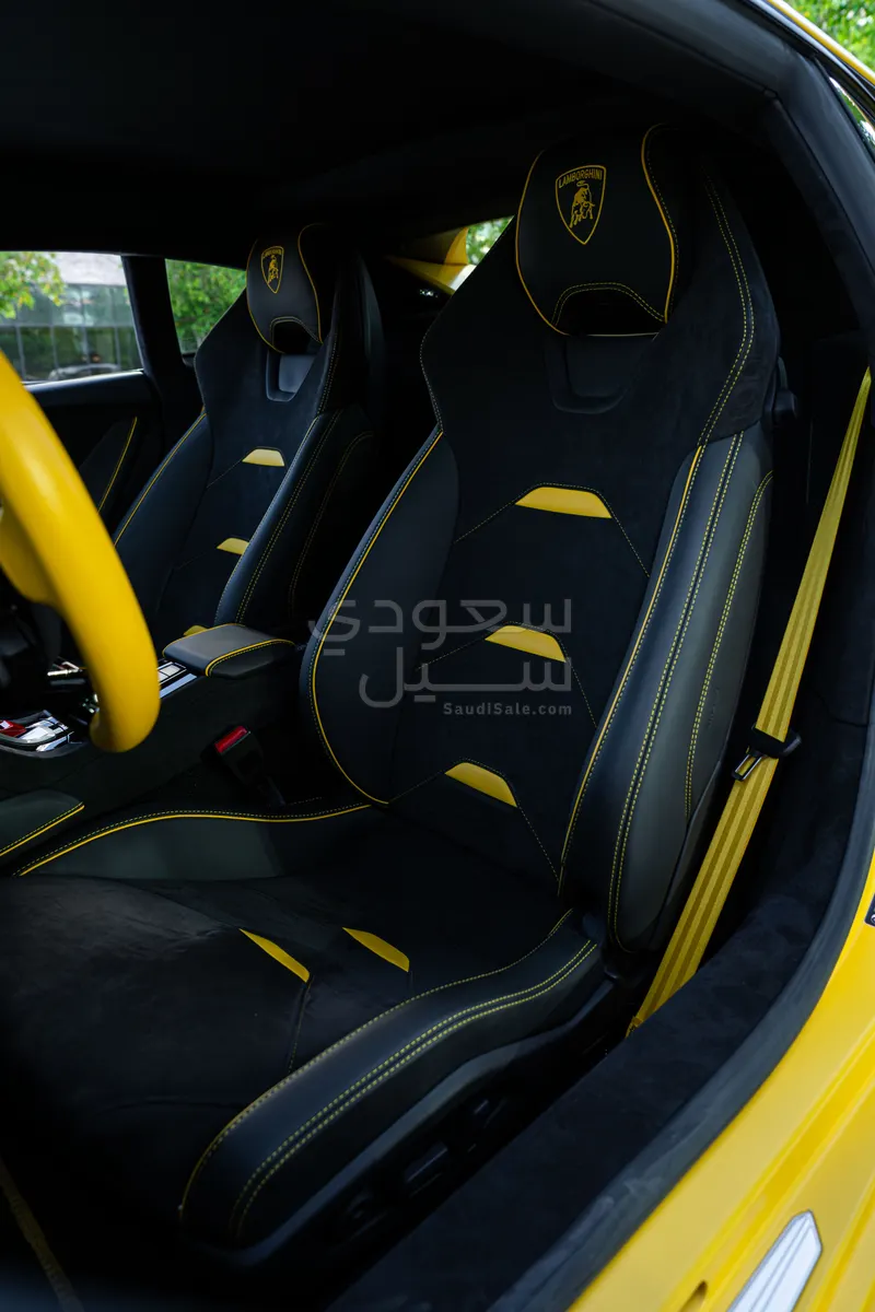 2023 Lamborghini Huracán Tecnica