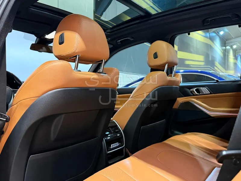 2023 BMW X Series 5