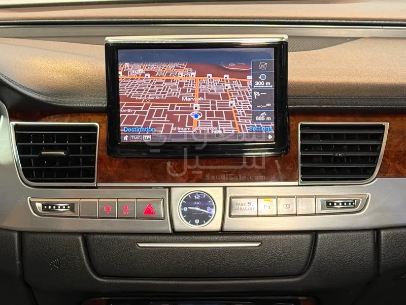 2011 Audi A8L