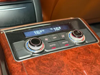 2011 Audi A8L