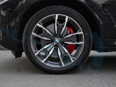 2025 BMW X Series 4