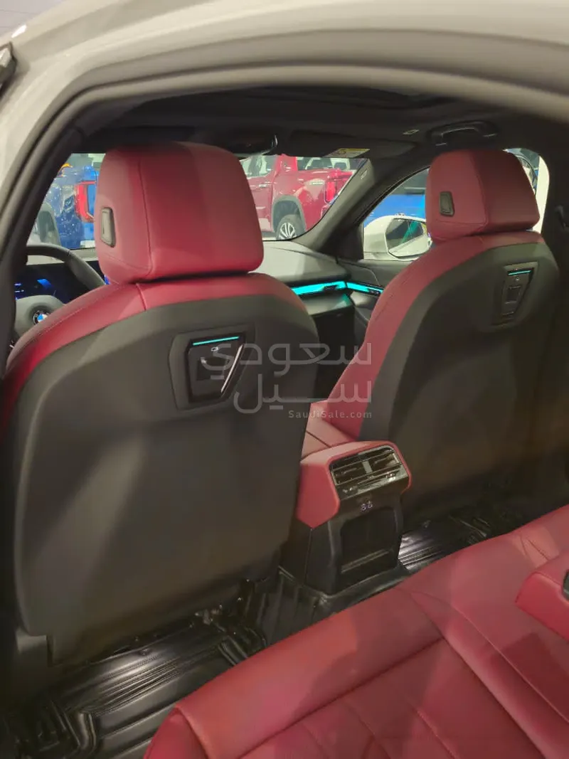 2026 BMW 5 Series 520i