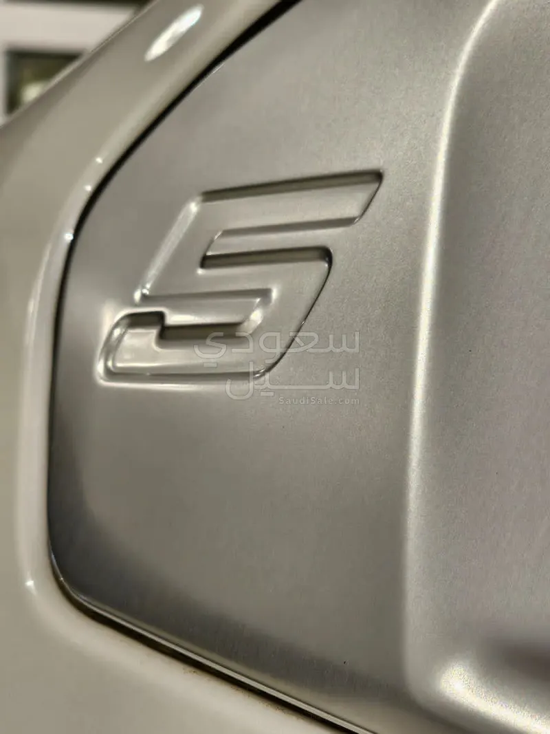 2026 BMW 5 Series 520i