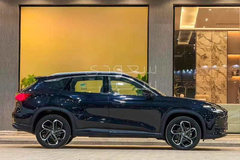 2025 MG MG 1