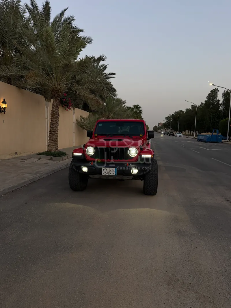 2021 جييب جلادياتور ساند رانر