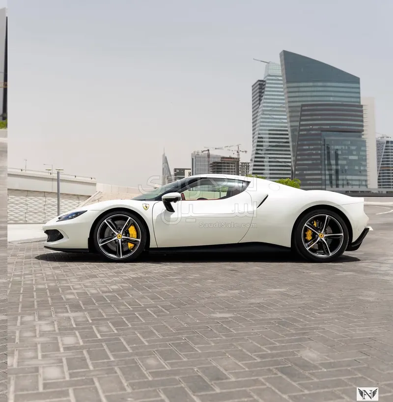 2024 فيراري جي تي بي 296