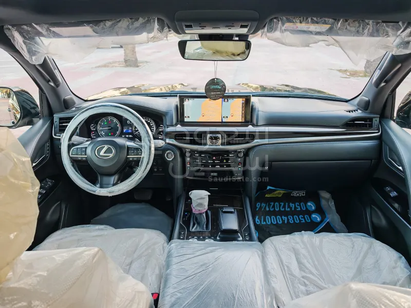 2018 Lexus LX 570