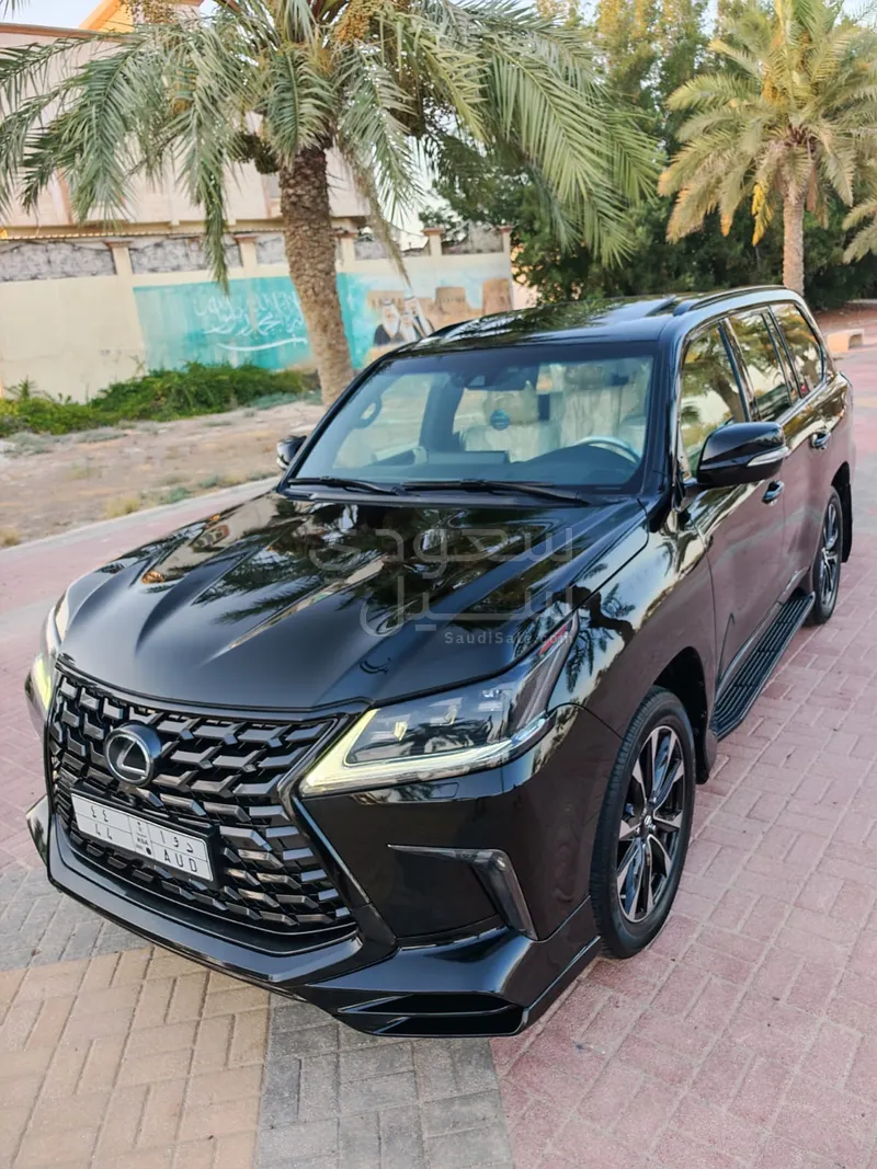 2018 Lexus LX 570