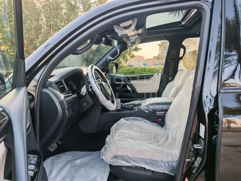 2018 Lexus LX 570