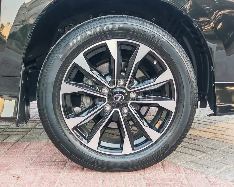 2018 Lexus LX 570