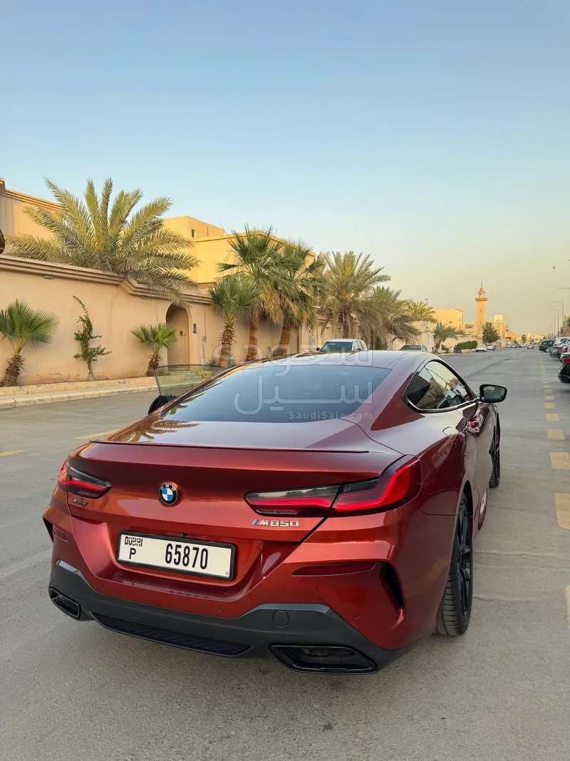 2019 بي ام دبليو الفئة الثامنة إم 850 أي