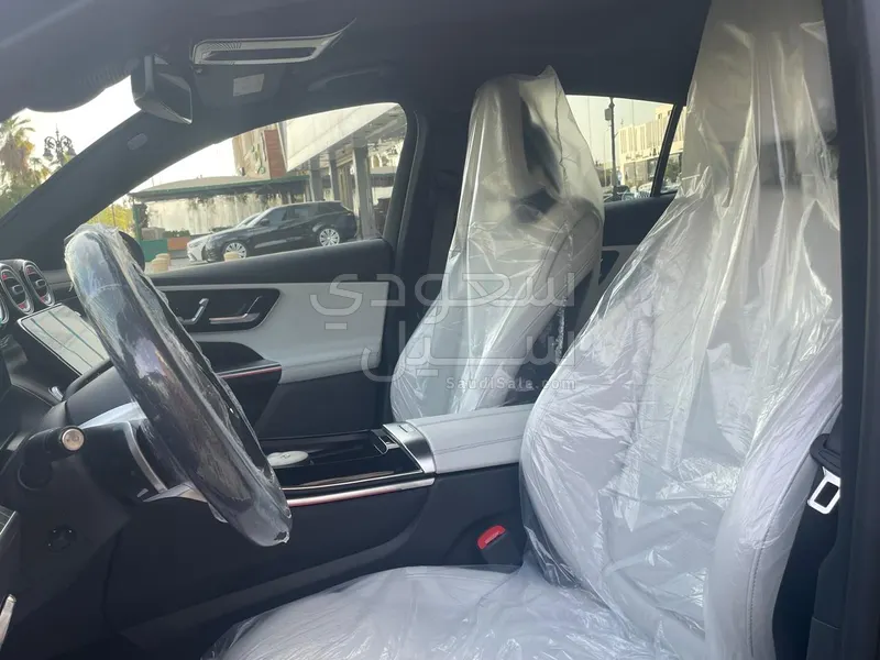 2026 مرسيدس - بنز جي إل سي 200