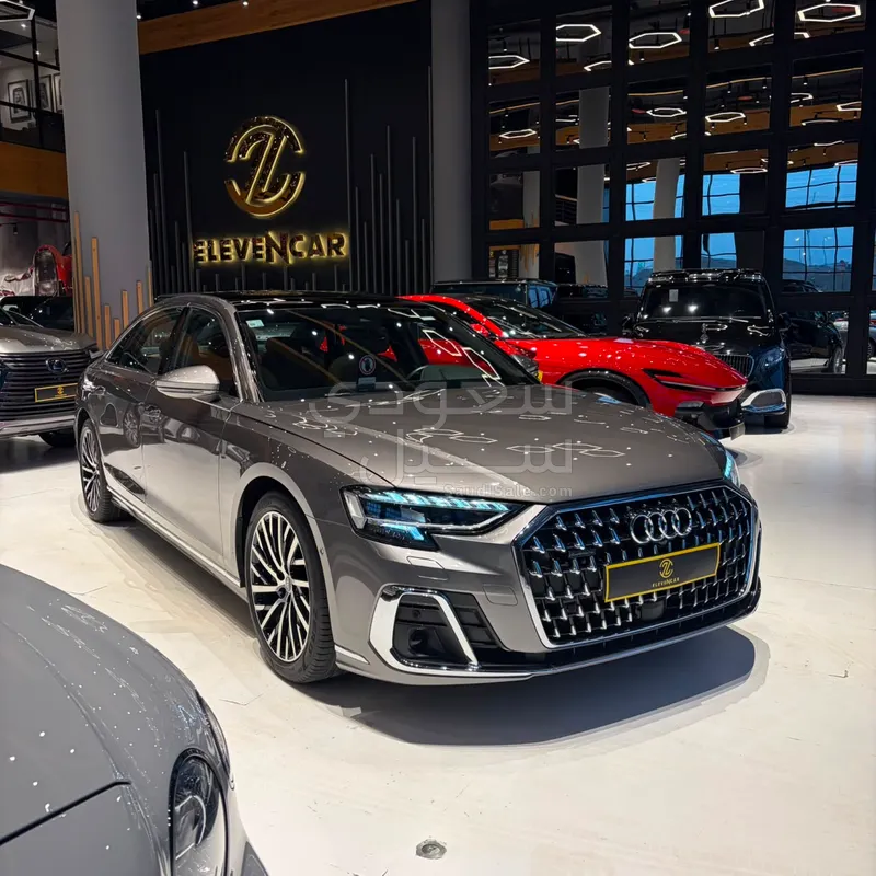 2023 Audi A8L