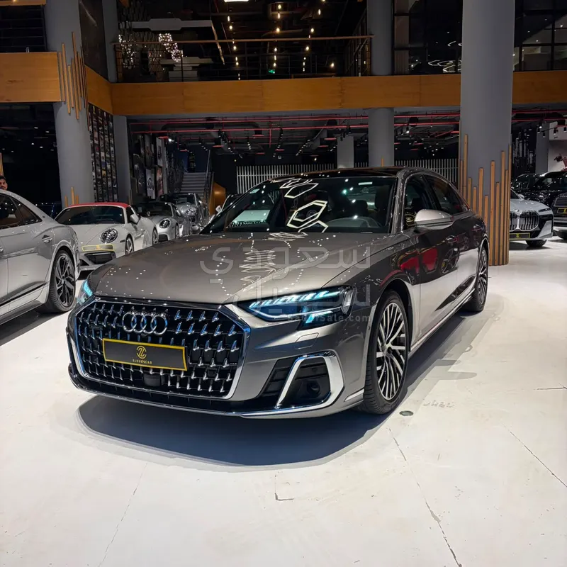 2023 Audi A8L