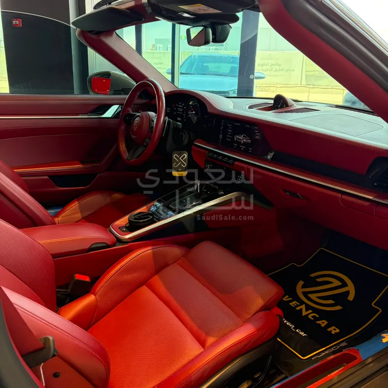 2021 Porsche 911 targq
