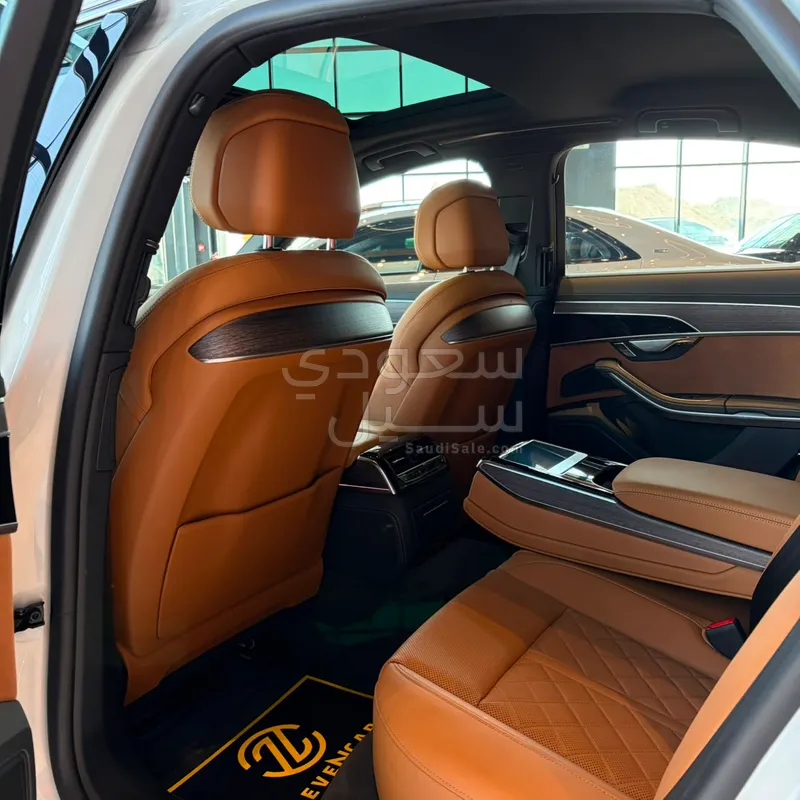 2024 Audi A8L