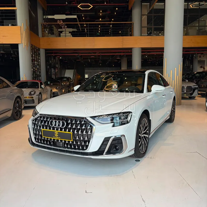 2024 Audi A8L