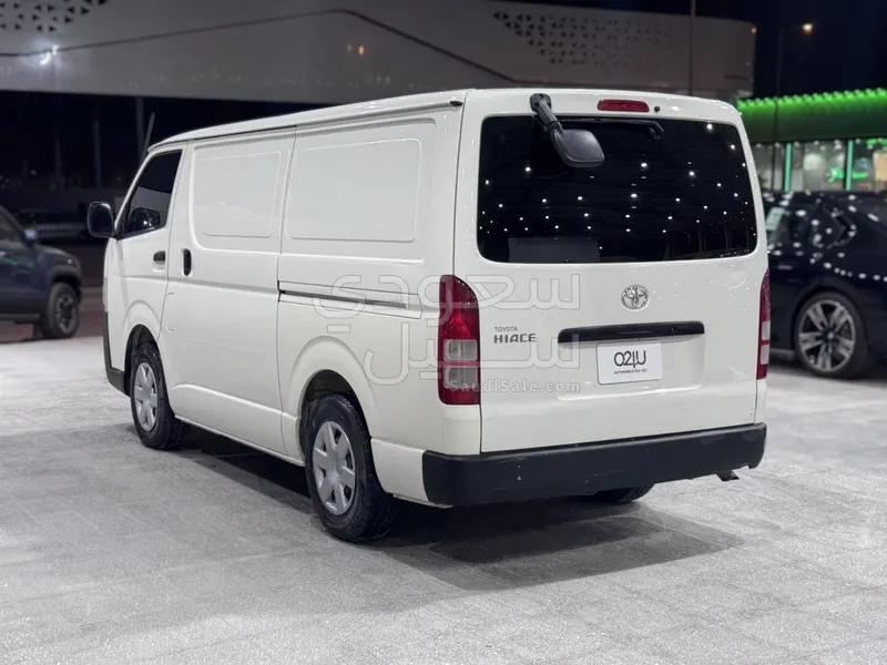 2018 Toyota Hiace