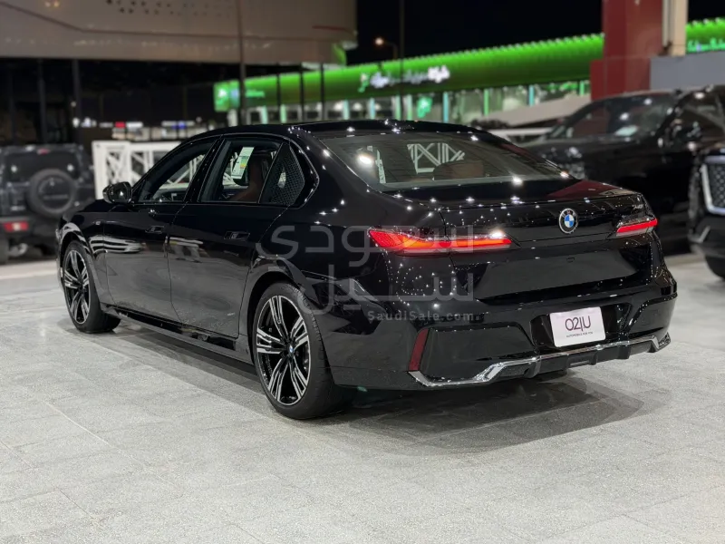 2026 BMW 7 Series 740i