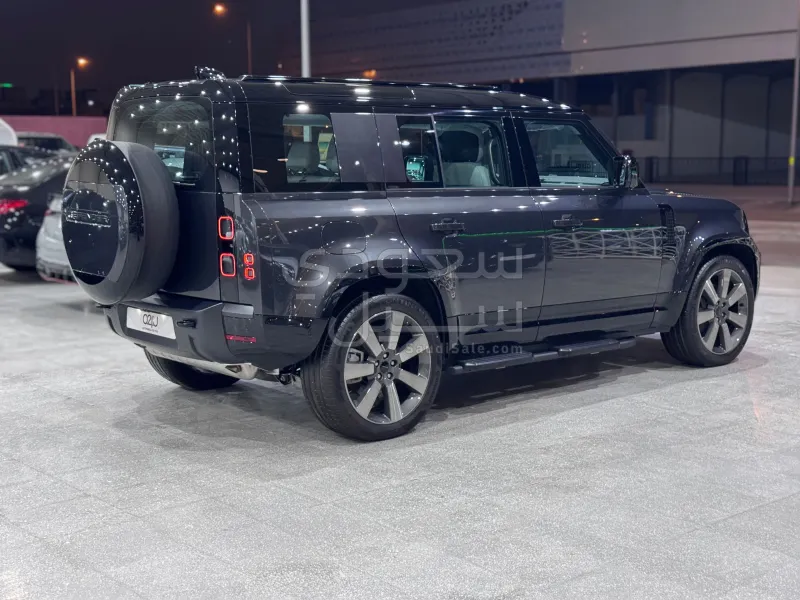 2026 Land Rover Defender 110 X dynamic