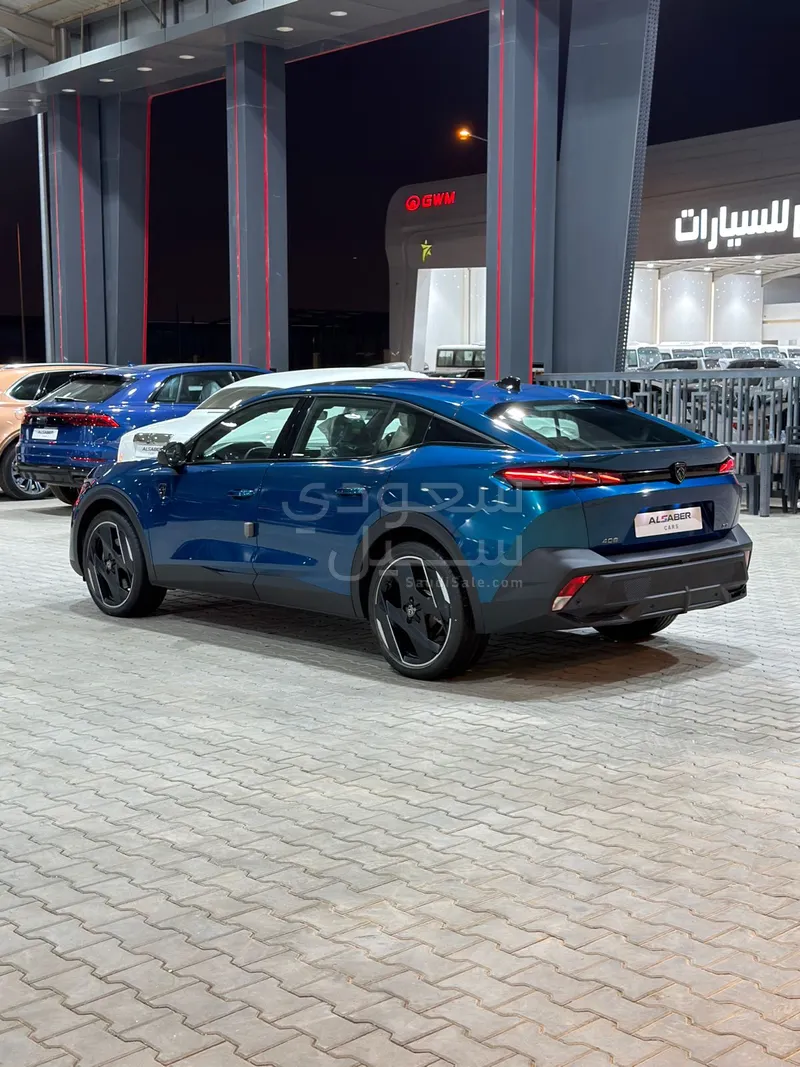 2025 بيجو 408