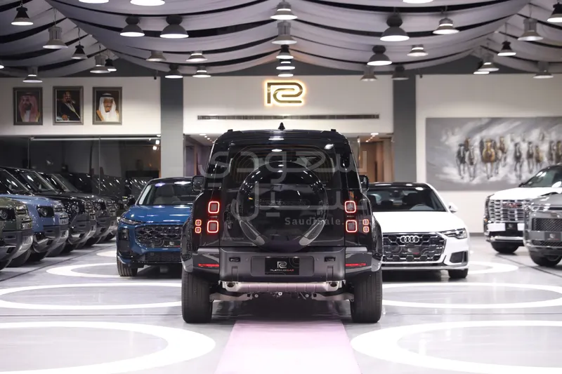 2026 Land Rover Defender 110 X dynamic