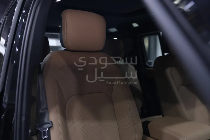 2026 Land Rover Defender 110 X dynamic
