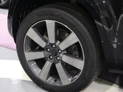 2026 Land Rover Defender 110 X dynamic