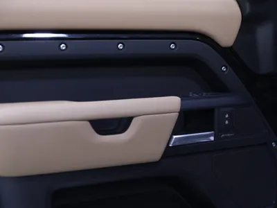 2026 Land Rover Defender 110 X dynamic