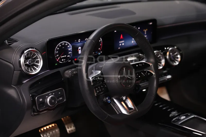 2023 Mercedes-Benz A 35
