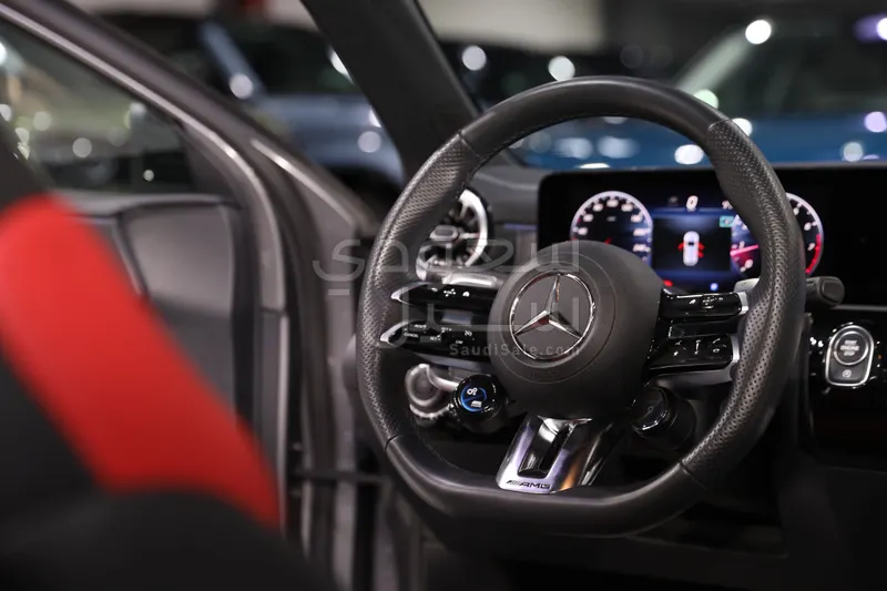 2023 Mercedes-Benz A 35