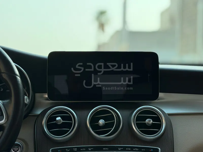 2020 مرسيدس - بنز جي إل سي 300