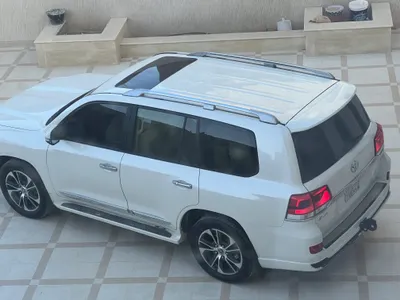 2016 Toyota Land Cruiser GXR