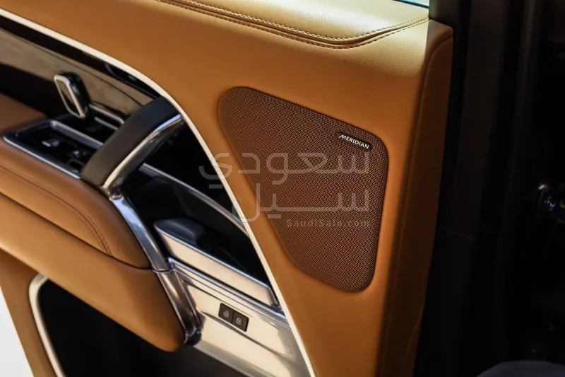 2023 لاند روفر رينج روفر اتش اس اي